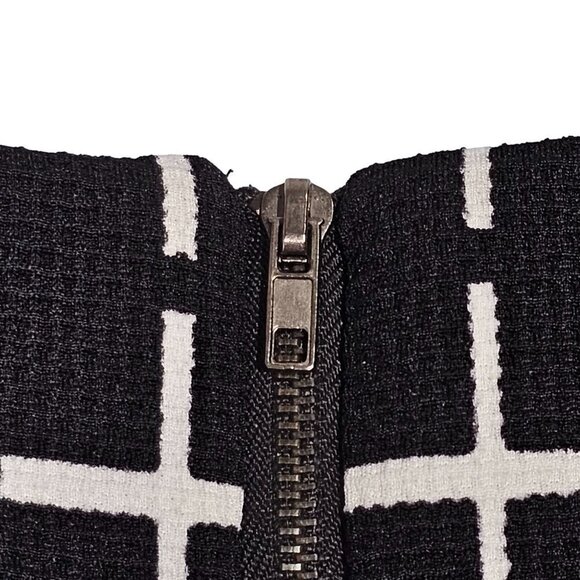 Romeo & Juliet Couture Shift Dress Black White Cross Pattern Women Small NWT - Picture 5 of 11